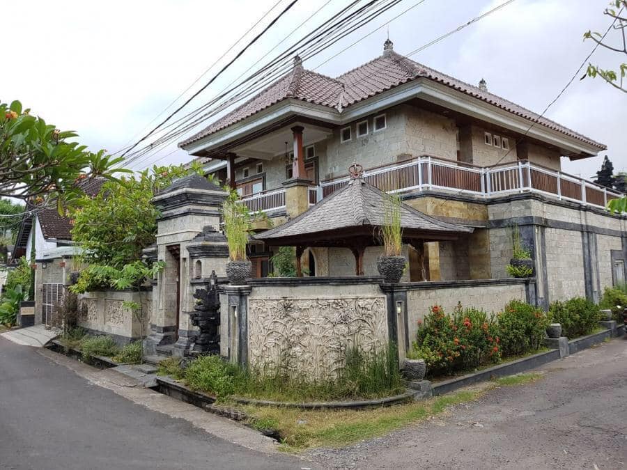 Rumah dijual di Renon