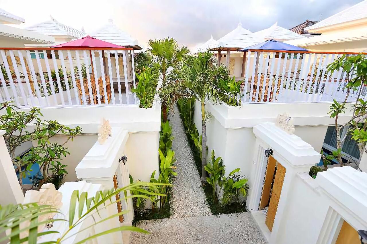 Villa dijual di Legian Bali