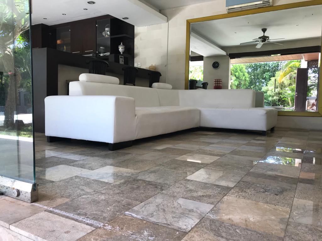 Villa dijual di Pecatu Bali