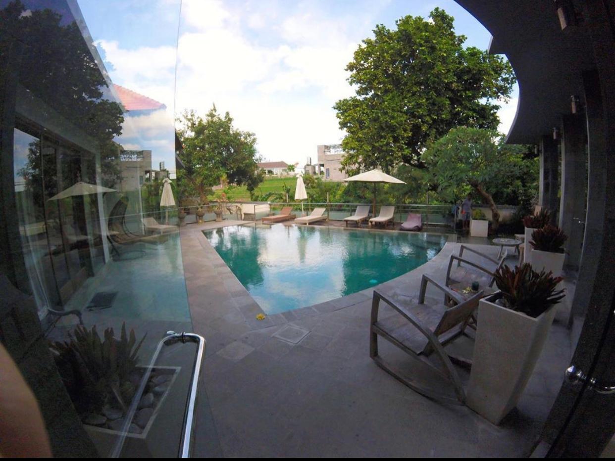 Villa dijual di Pererenan Bali